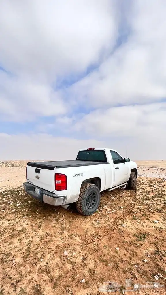 سلفرادو 2011 LS دبل ارضي 18