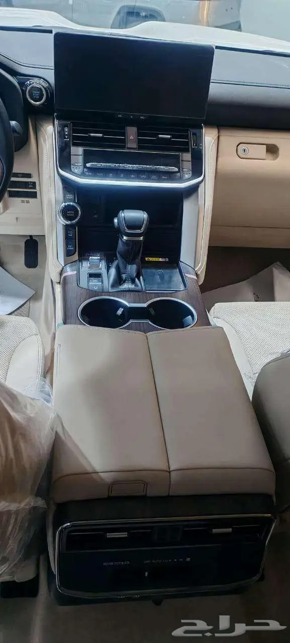 تويوتا لاندكروزر GXR L5 فل كامل خليجي 2025 13