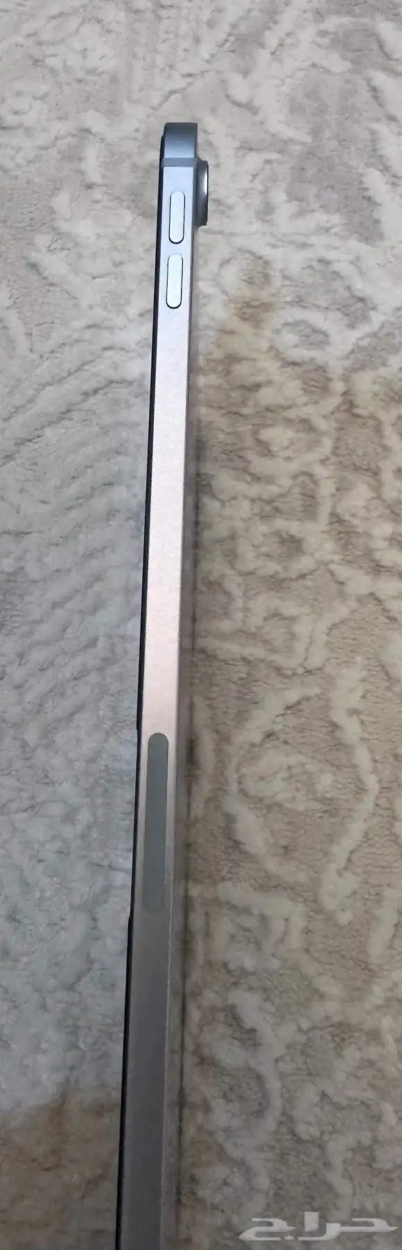 ايباد اير 2025 11 انش m3 مع ماجيك كيبورد الاصلي من ابل 4