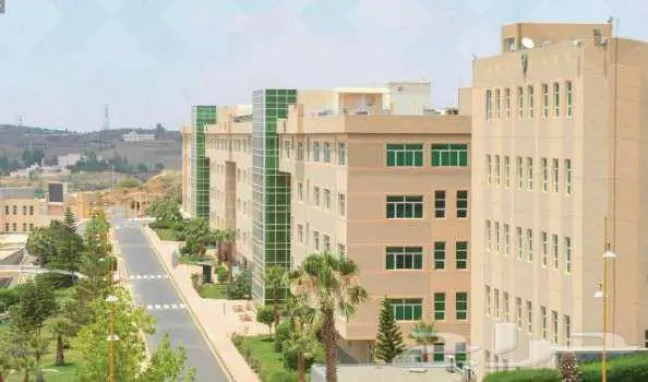 شقة مؤثثة بالكامل بالقرب من جامعة الملك خالد للبنات بالقريقر 0