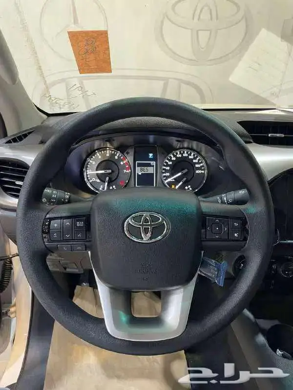 هايلوكس 2.7 غمارتين S-GLX دبل بنزين اوتوماتيك 2025 4