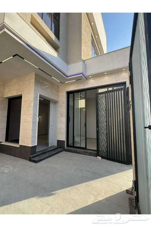 عرض رقم  3956 فيلا الرمال   سما نجد المساحة  312.5 م2 4