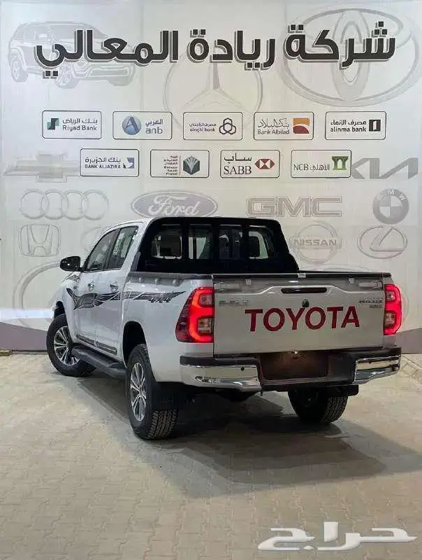 هايلوكس 2.7 غمارتين S-GLX دبل بنزين اوتوماتيك 2025 3