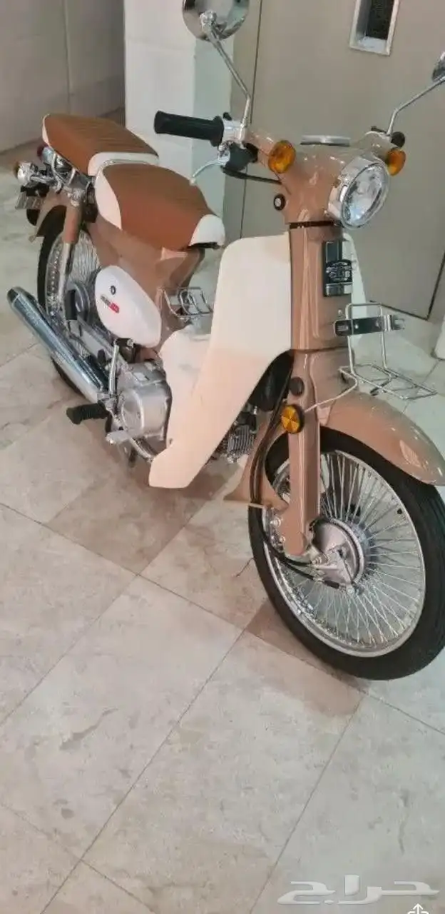 مكنه موتوسيكل للبيع لاعلى سعر مشتغلش غير اسبوع فقط واتركنت 12