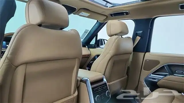 رنج روفر 2024 قصير أمريكي 6 سلندر 7