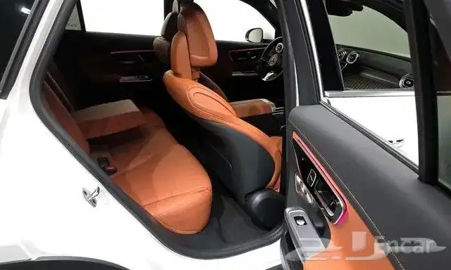 مرسيدس Glc300 موديل 2025 استيراد كوريا 10