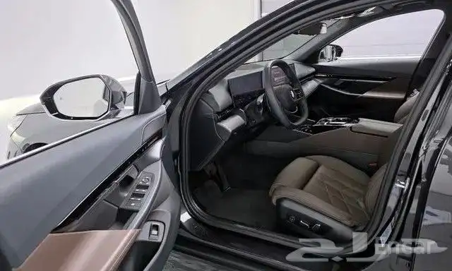 Bmw 520i موديل 2024 استيراد كوريا 13