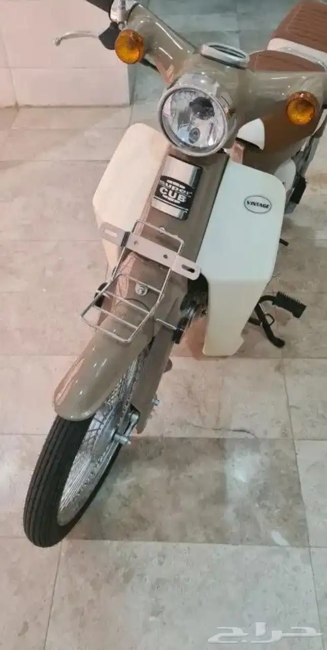 مكنه موتوسيكل للبيع لاعلى سعر مشتغلش غير اسبوع فقط واتركنت 10