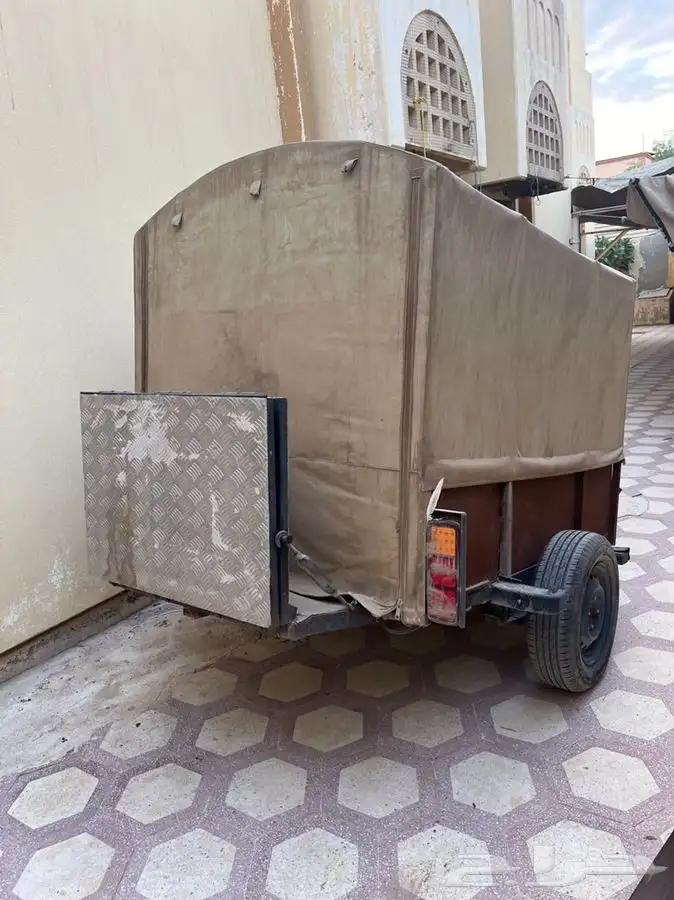 قلق مجهز للرحلات للبيع 1