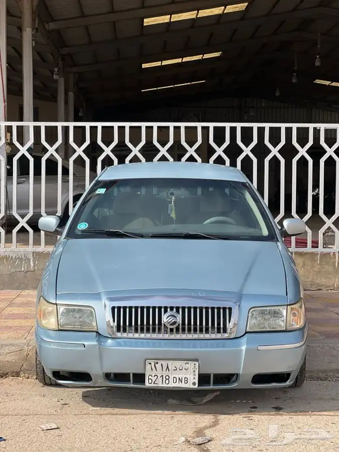 فورد ماركيز 2010 1