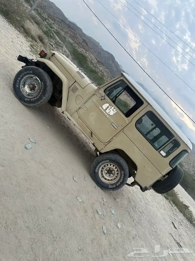 جيب ربع مديل 81 مشروط 0