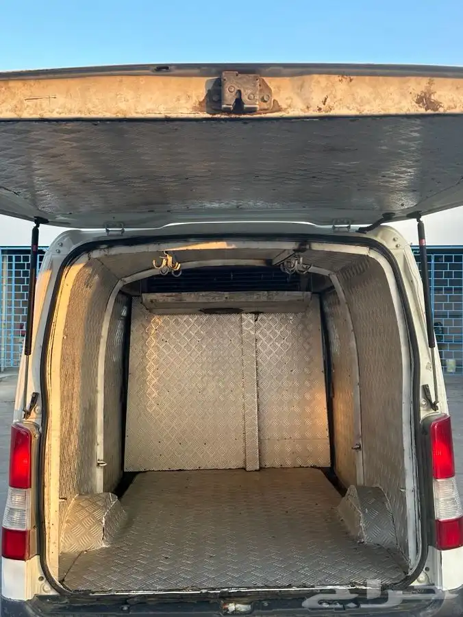 باص ديهاتسو نظيف 3