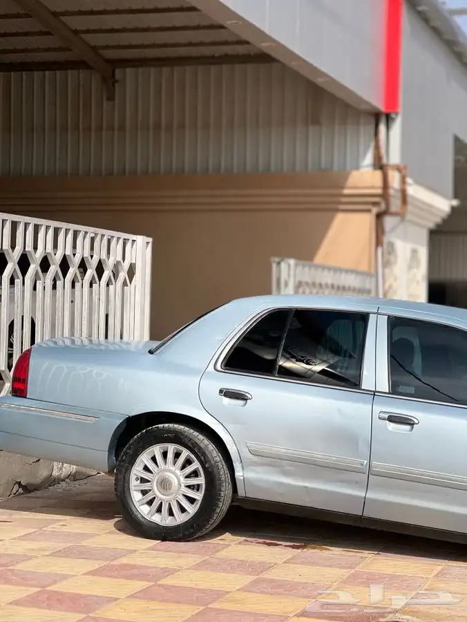 فورد ماركيز 2010 3