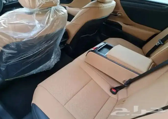 لكزس ES300AHهايبرد كاش وأقساط 5