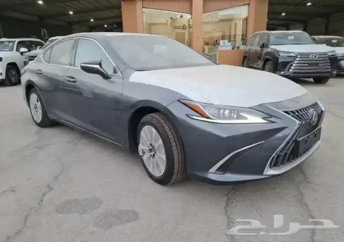 لكزس ES300AHهايبرد كاش وأقساط 1