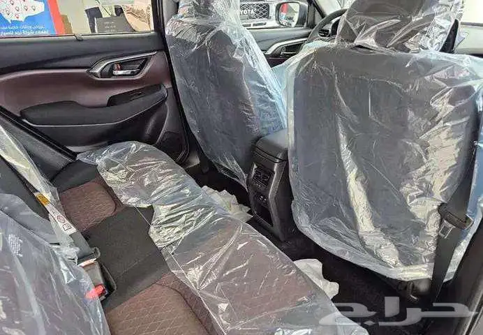 تويوتا اوربان GLX موديل 2026 بنظام الإيجار المنتهي بالتمليك 7