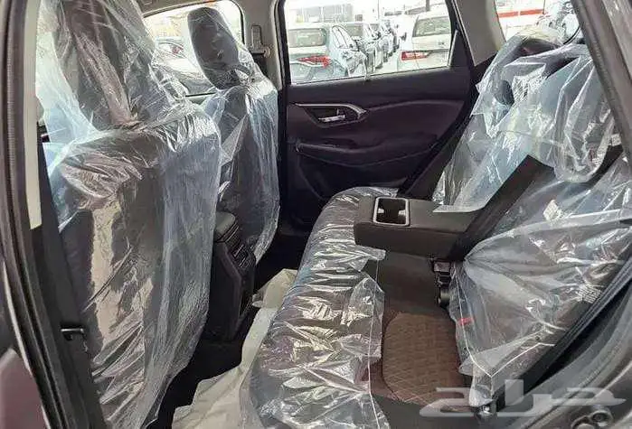 تويوتا اوربان GLX موديل 2026 بنظام الإيجار المنتهي بالتمليك 6