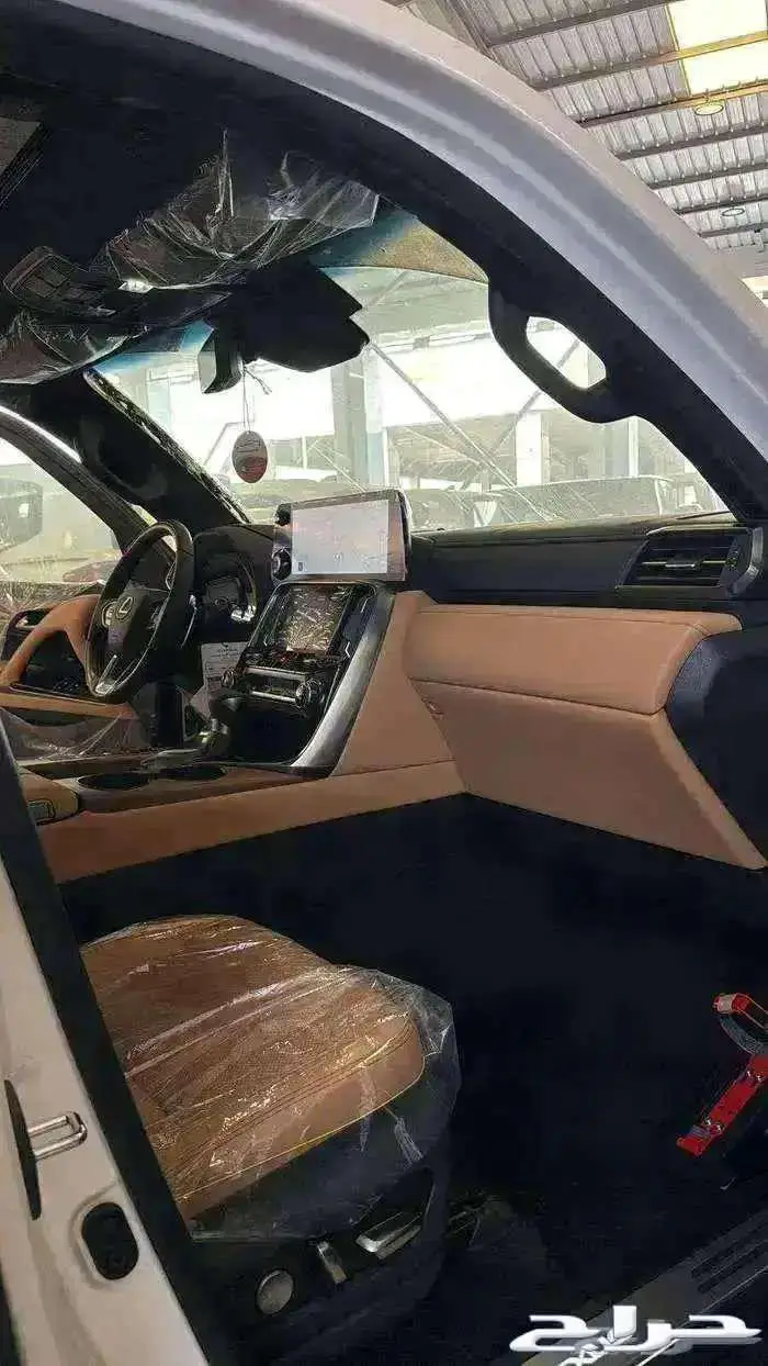 لكزس بي بي عماني- 2025 تشغيل عن بعد 2