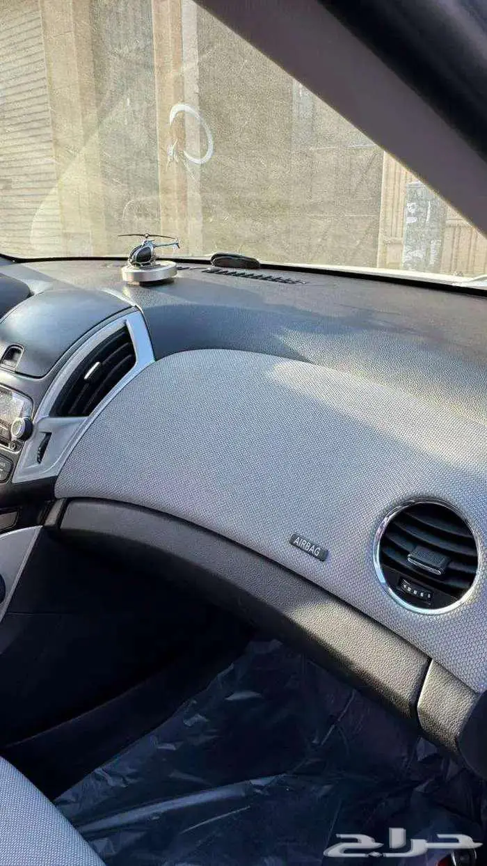 للبيع كروز 2017 فضي 7