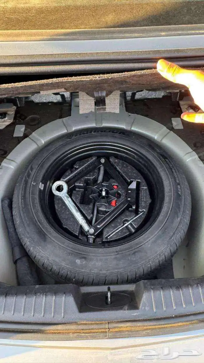 للبيع كروز 2017 فضي 20