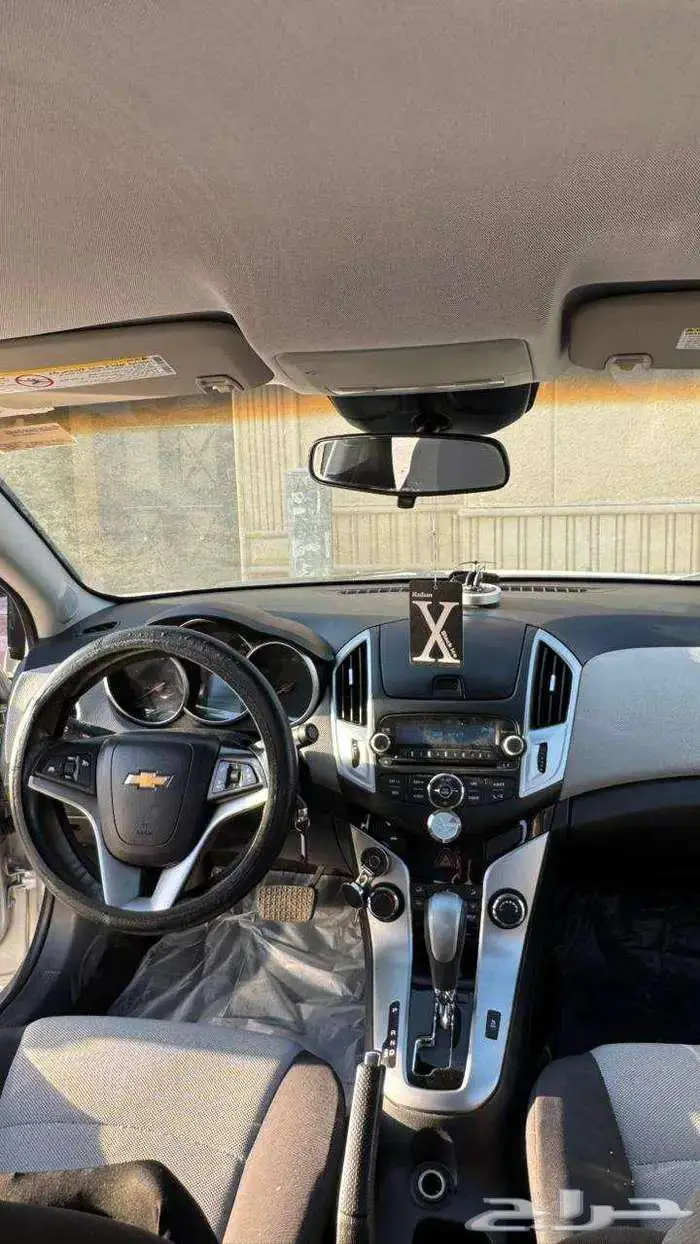 للبيع كروز 2017 فضي 12