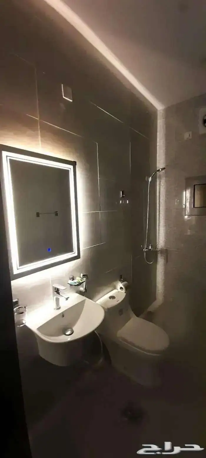 شقق مفروشة الواحة سندس قريب الجامعه والقطار والأسواق 16