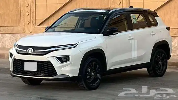 تويوتا اوربان كروزر GXL 2025 ( فل كامل ) 1