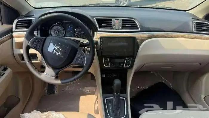سوزوكي سياز فل 2025 للبيع كاش او تقسيط برواتب من 3500 4