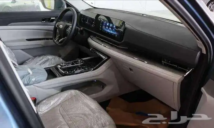 فورد تريتوري امبيانتي موديل 2025 عروض اقساط 4