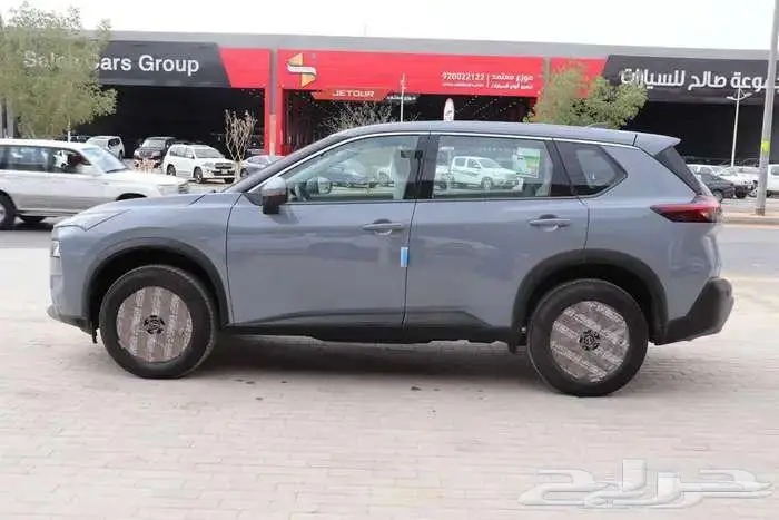 نيسان اكس تريل 2025 8