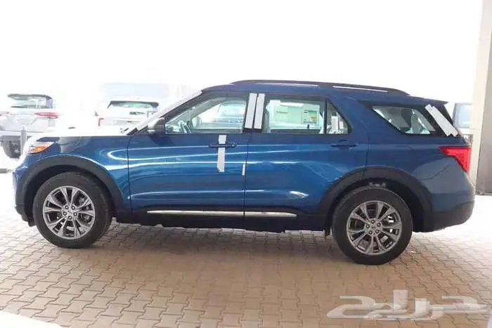 فورد اكسبلور xlt 2023 17
