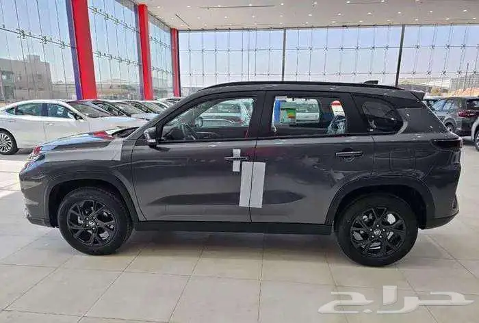 تويوتا اوربان GLX موديل 2026 بنظام الإيجار المنتهي بالتمليك 11