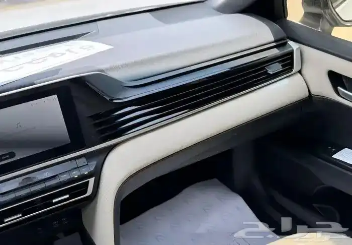 تويوتا كامري استاندر 2025 6