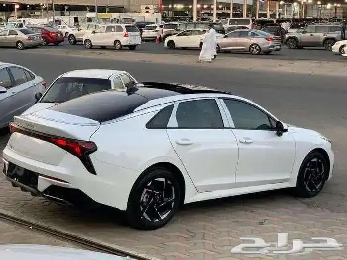 كيا K5 استاندر موديل 2025 9