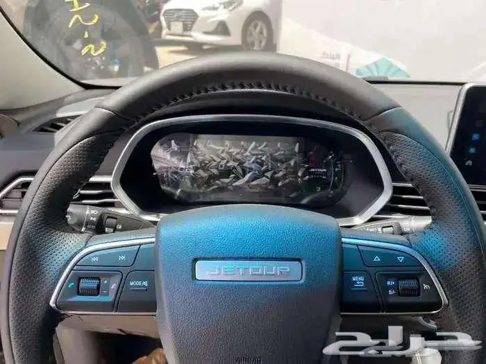 جيتور X70 لاكجري 2025 3