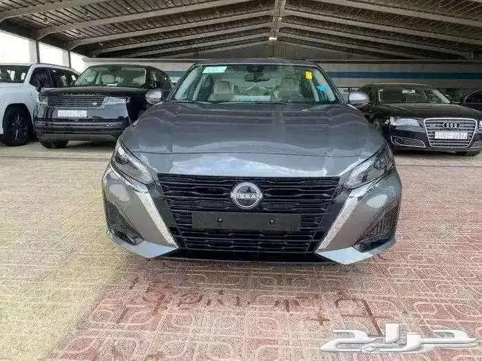 نيسان التيما ستاندر 2025 معرض اوتو ون 0