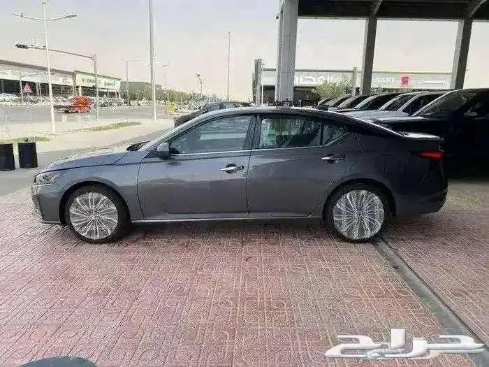 نيسان التيما ستاندر 2025 معرض اوتو ون 3