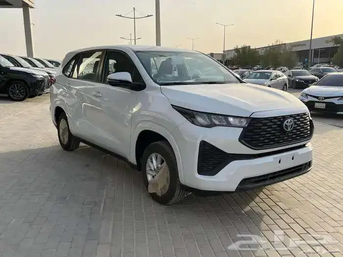 تويوتا انوفا GL 2.0 بنزين 2026 1