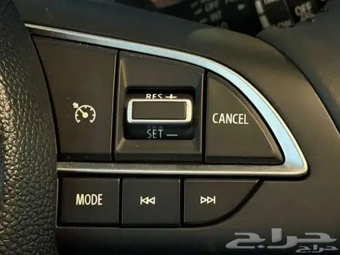 تويوتا اوربان فل سقف اسود بنزين 2026 نظام 50-50 13