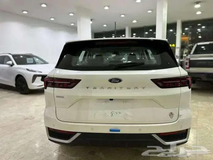 فورد تيريتوري ترند ابيض 2024 4