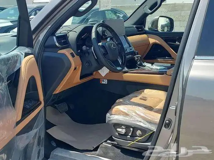 لكزس جيب LX600 BB بنزين 2025 سعودي 4