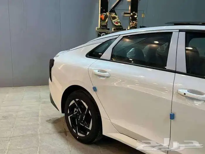 كيا K5 ستاندر مطور بانورما 2025 2