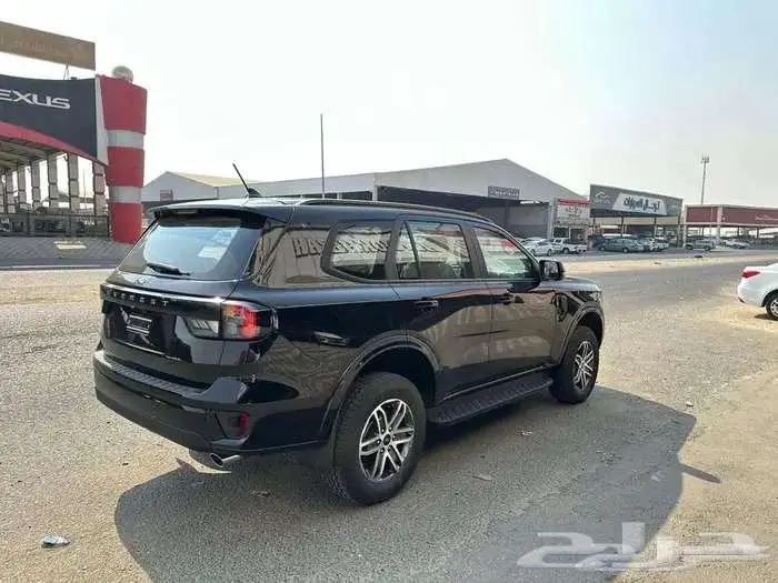 فورد ايفريست XLS دفع رباعي موديل 2025 اقساط او كاش 11