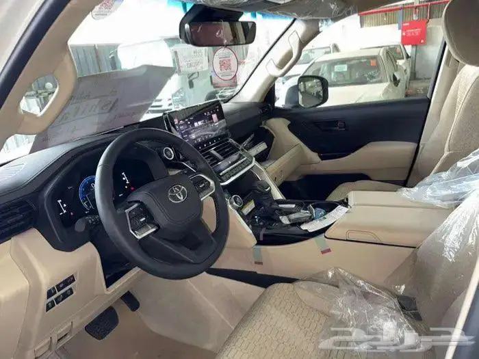 تويوتا - لاند كروزر -GXR-L3- 2026-بنزين 7