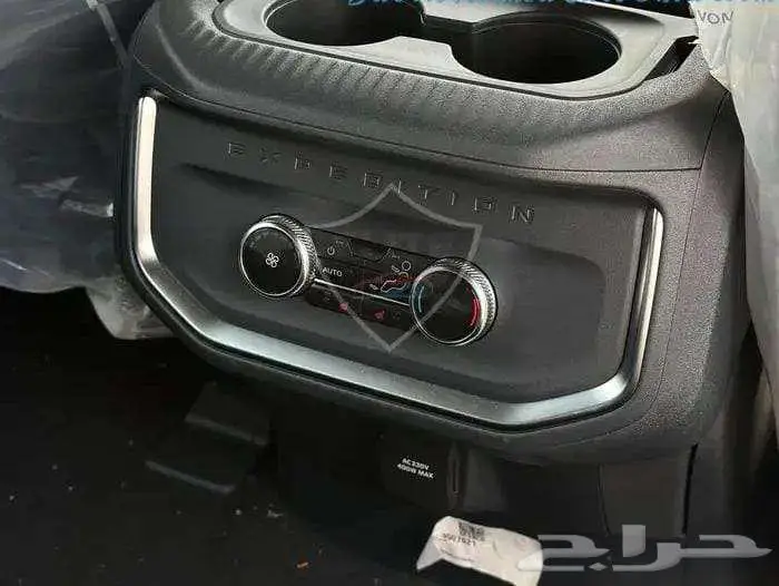 تتوفر فئات فورد اكسبديشين 2025 اصفار لمبيعات البنوك باقل ربح 39