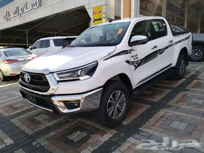 تويوتا هايلوكس 2025 غمارتين 4x4بنزين فل كامل 2