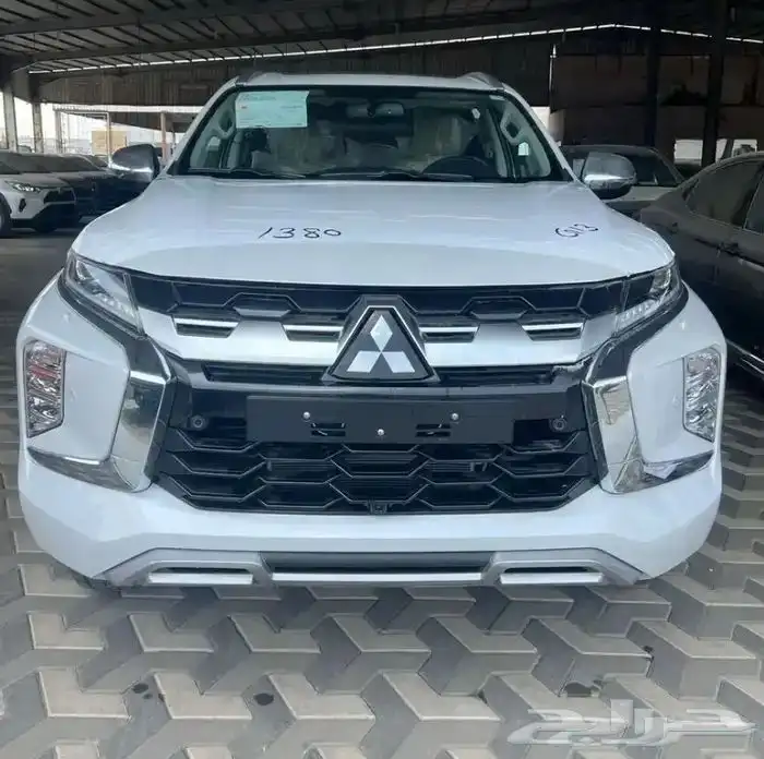 ميتسوبيشي مونتيرو 2025 سبورت فل ونص فل 1