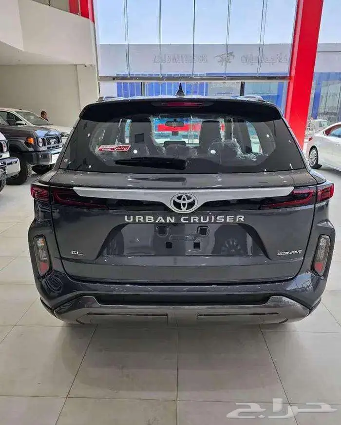 تويوتا اوربان GLX موديل 2026 بنظام الإيجار المنتهي بالتمليك 12