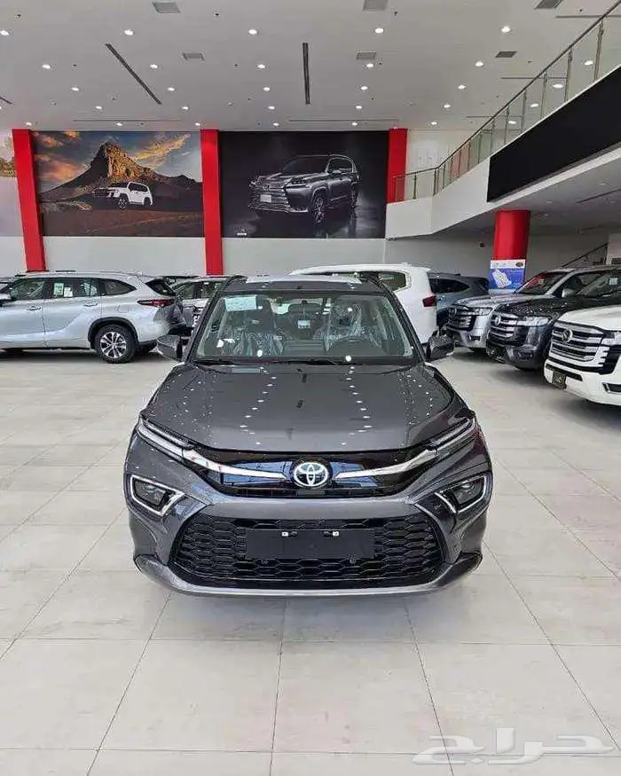 تويوتا اوربان GLX موديل 2026 بنظام الإيجار المنتهي بالتمليك 2
