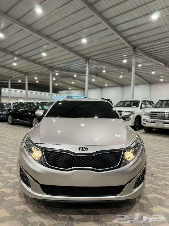 كيا اوبتيما موديل 2015 0